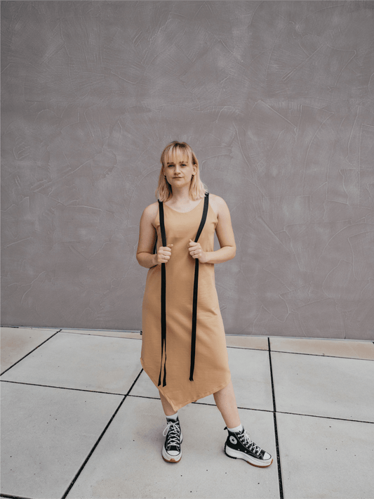 Šaty s vázáním Clip dress